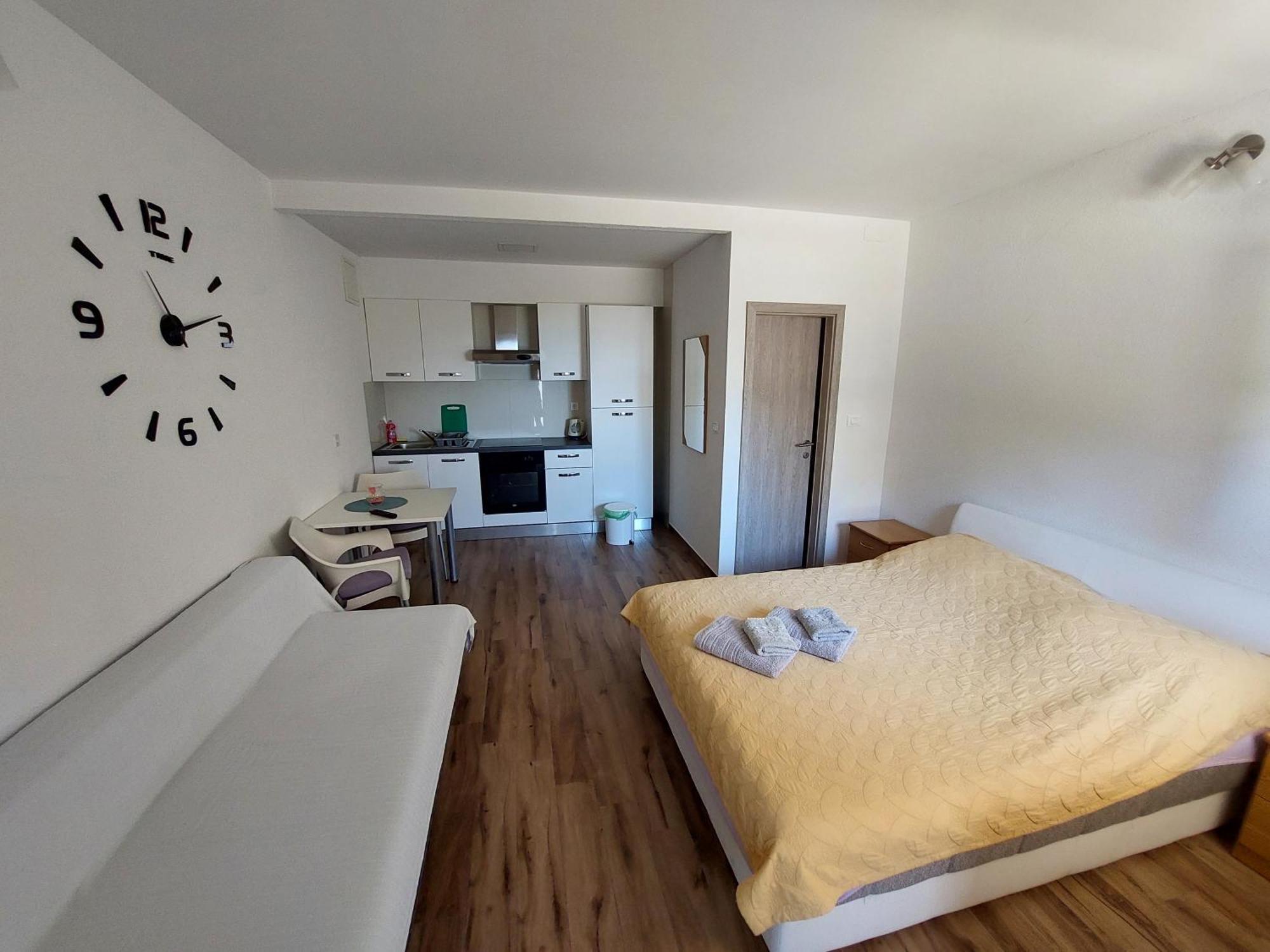 Apartments Matic Baska Voda Phòng bức ảnh
