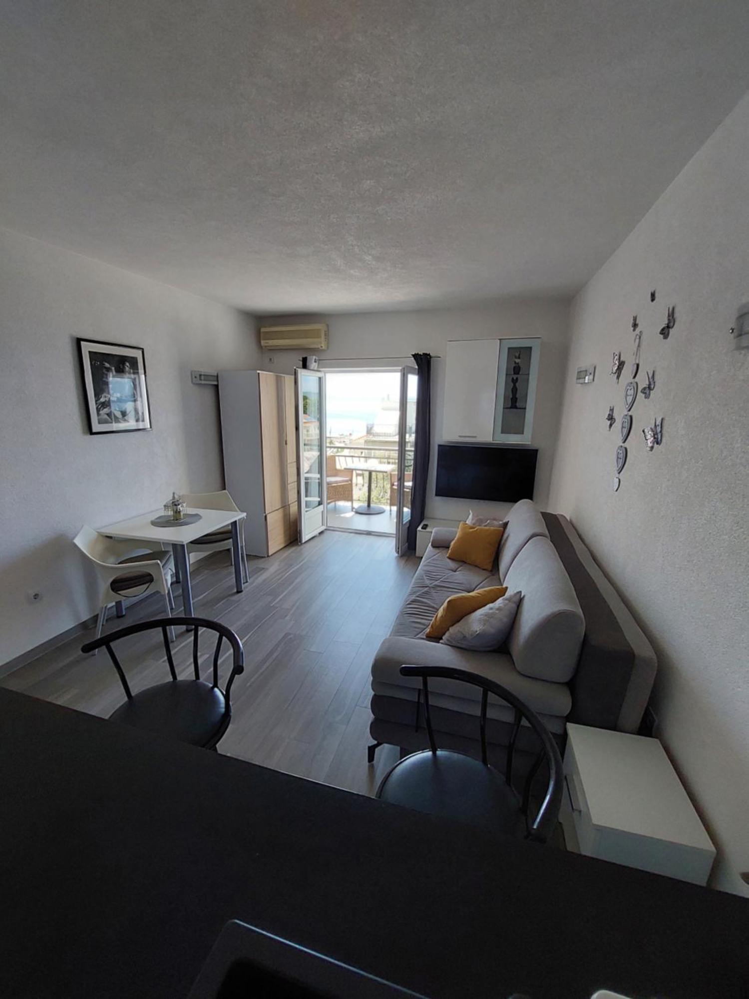 Apartments Matic Baska Voda Phòng bức ảnh