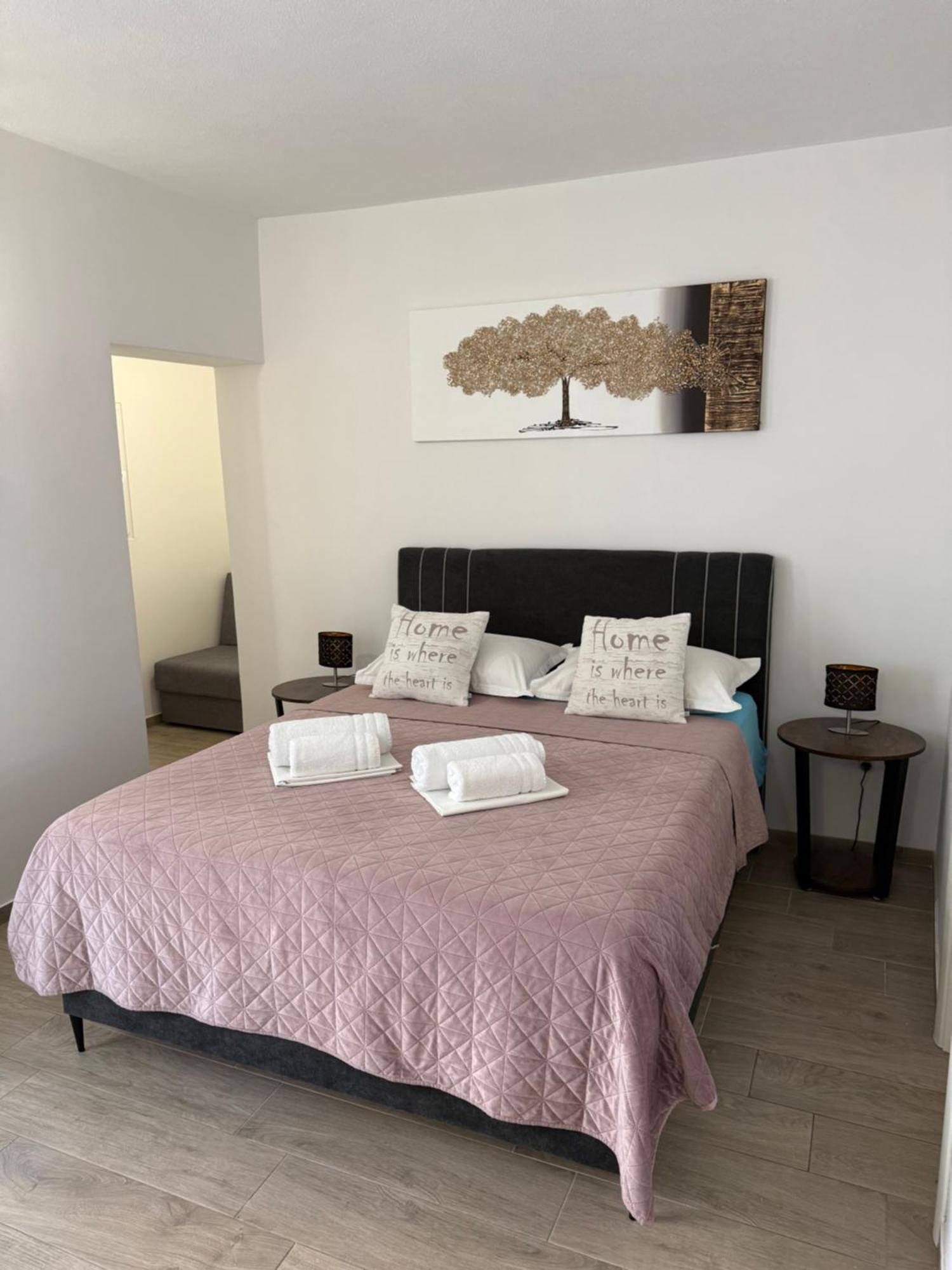 Apartments Matic Baska Voda Phòng bức ảnh