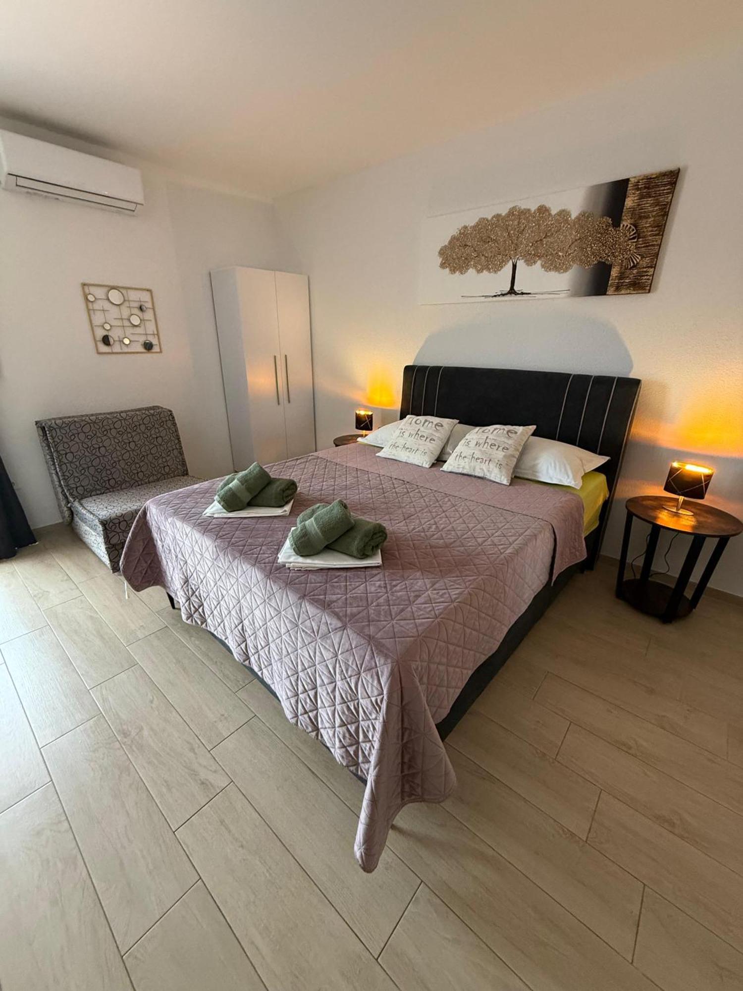 Apartments Matic Baska Voda Phòng bức ảnh